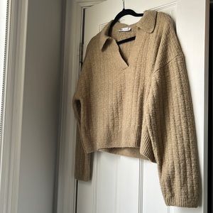 Cropped V-Neck Collared Pullover